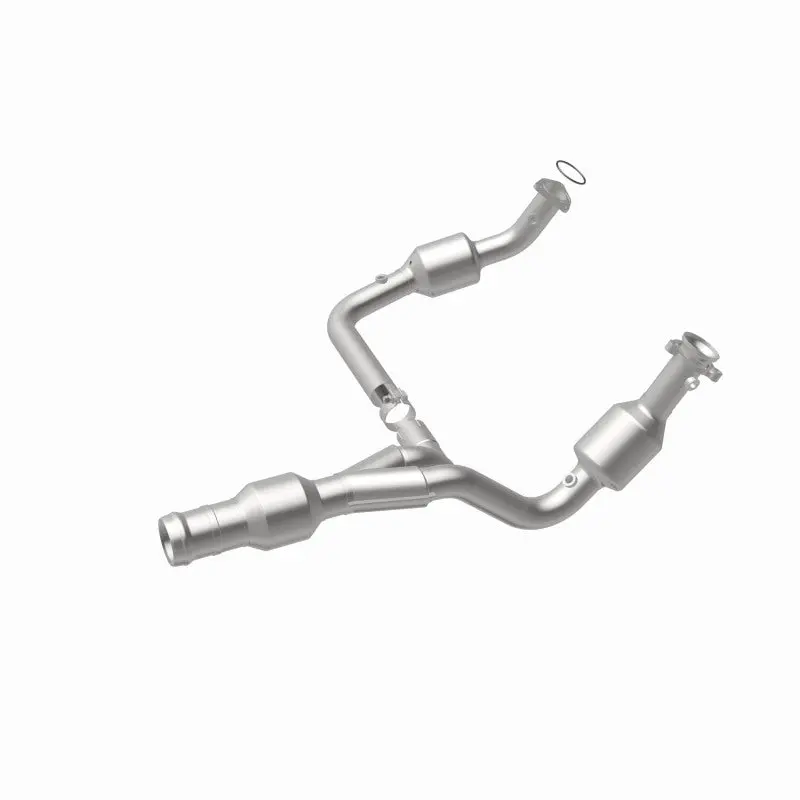 Magnaflow 11-15 Gmc Yukon 6.2L Direct Fit Converter 2