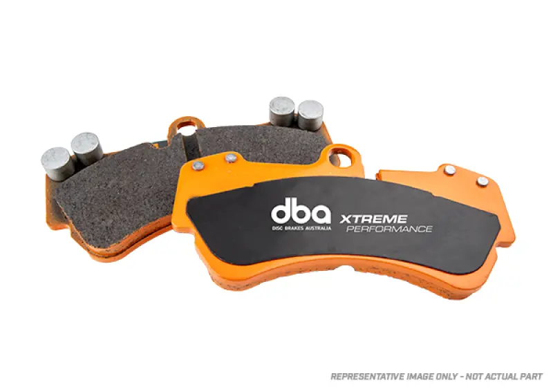 Dba 06-07 Dodge Magnum Srt8 / 06-09 Challenger Srt8 Xp650 Front Brake Pads 1