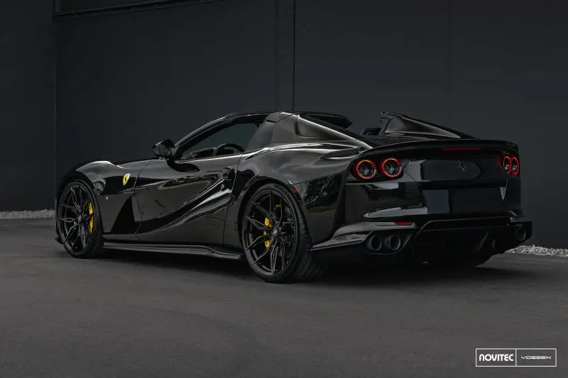 Vossen X Novitec Nf11 21X10 - 5X114.3 Bp - Et32 - Gloss Black Ferrari 812 Superfast/Gts Front Wheel 1