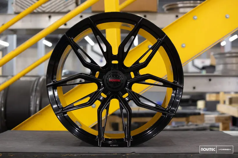Vossen X Novitec Nf11 22X12in - 5X114.3 Bp - Et52 - Gloss Black Ferrari 12Cilindri F167 Rear Wheel 1