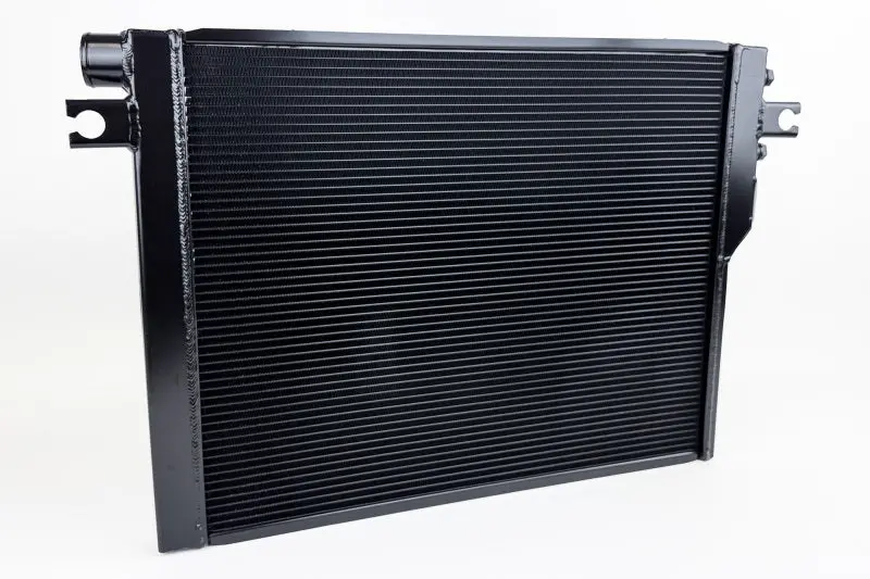 Csf Bmw E28 M5 (Us And Euro) / E24 M635csi / E24 M6 High-Performance Radiator 1