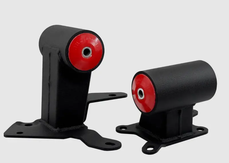 Innovative Mounts 07-11 Jeep Wrangler Jk/Jku Polyurethane Engine Mount Kit - 95A Bushings 1