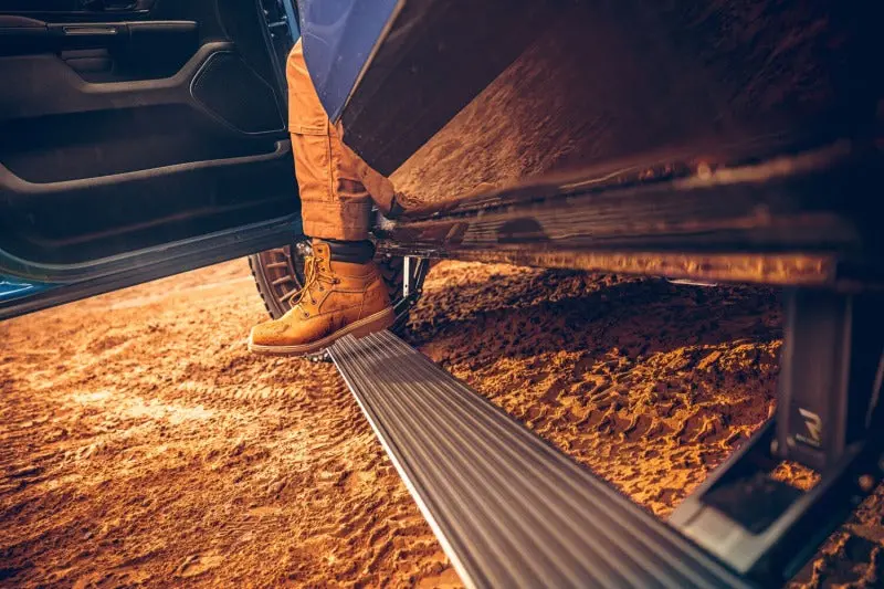 Amp Research 2025 Ram 2500/3500 Hd Powerstep 1