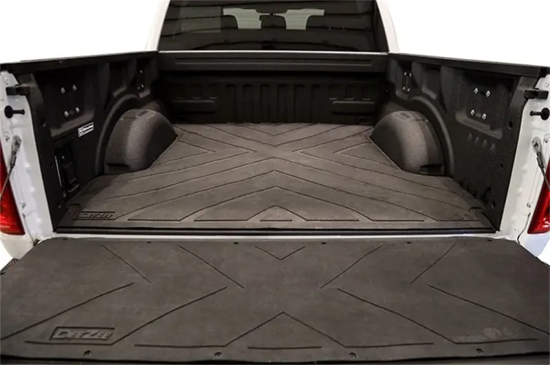 Deezee 07-18 Chevrolet Silverado Heavyweight Bed Mat - Custom Fit 6 1/2Ft Bed (X Pattern) 1