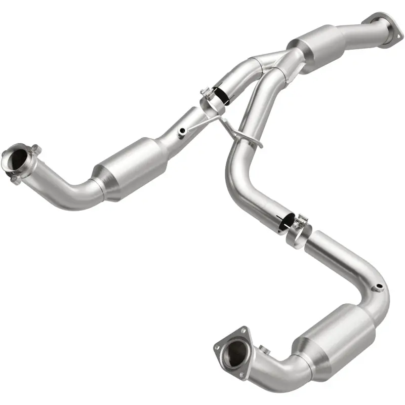 Magnaflow 12-17 Chevrolet Express 3500 6.0L Direct Fit Converter 1