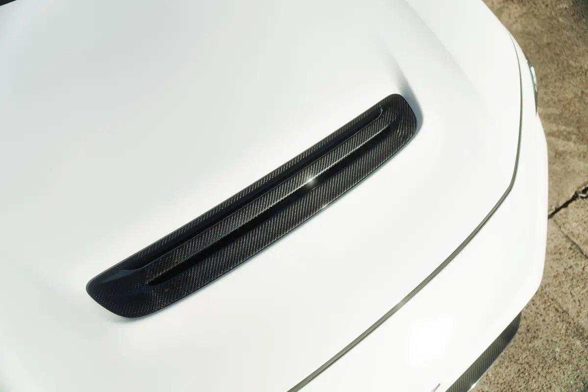 Olm Carbon Fiber Engine Hood Duct Cover - 2023+ Honda Civic Type R 1