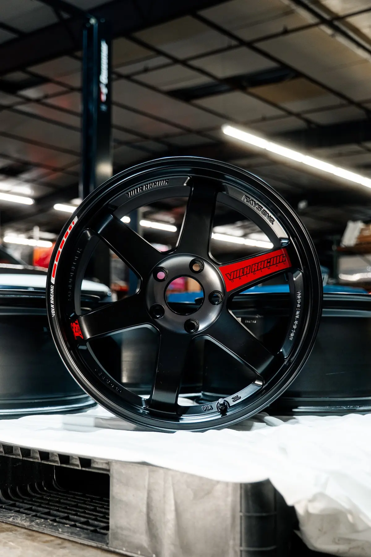 Volks Racing Rays Te37sl Black Edition Iii 18X9.5 +37 5X120 Pressed Black (Pre-Owned) 1