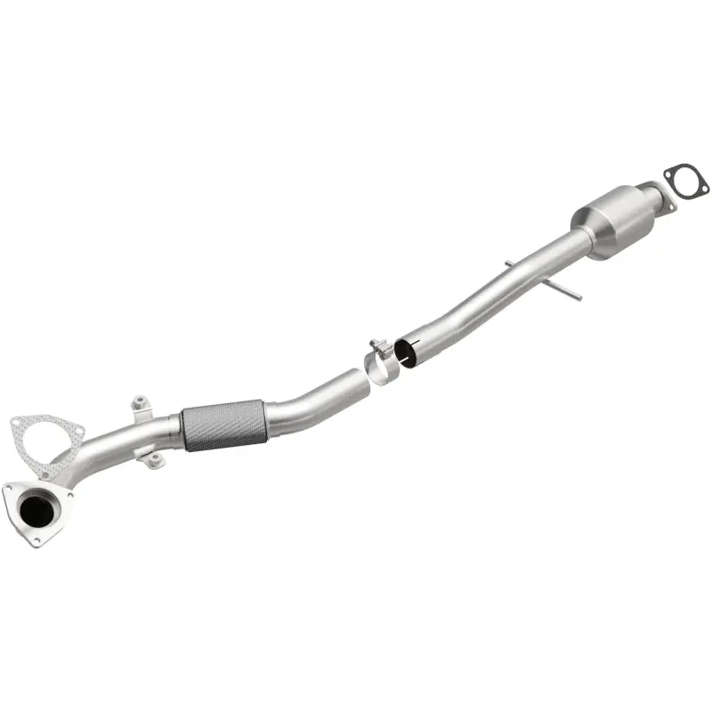 Magnaflow 14-15 Regal 2 Underbody Direct Fit Converter 1