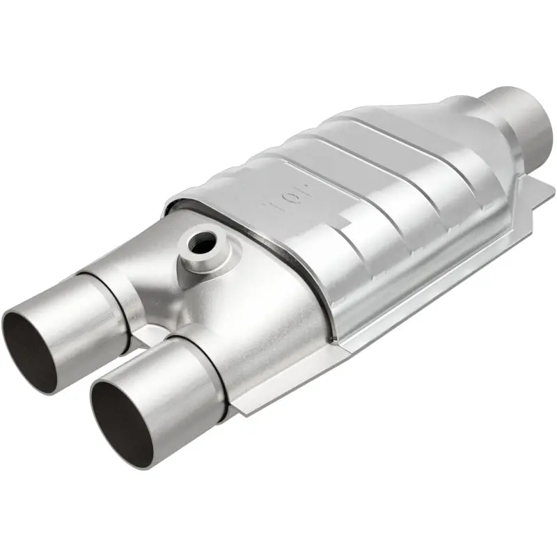 Magnaflow 2.5In./2In. S/D Caobdii Universal Converter 1