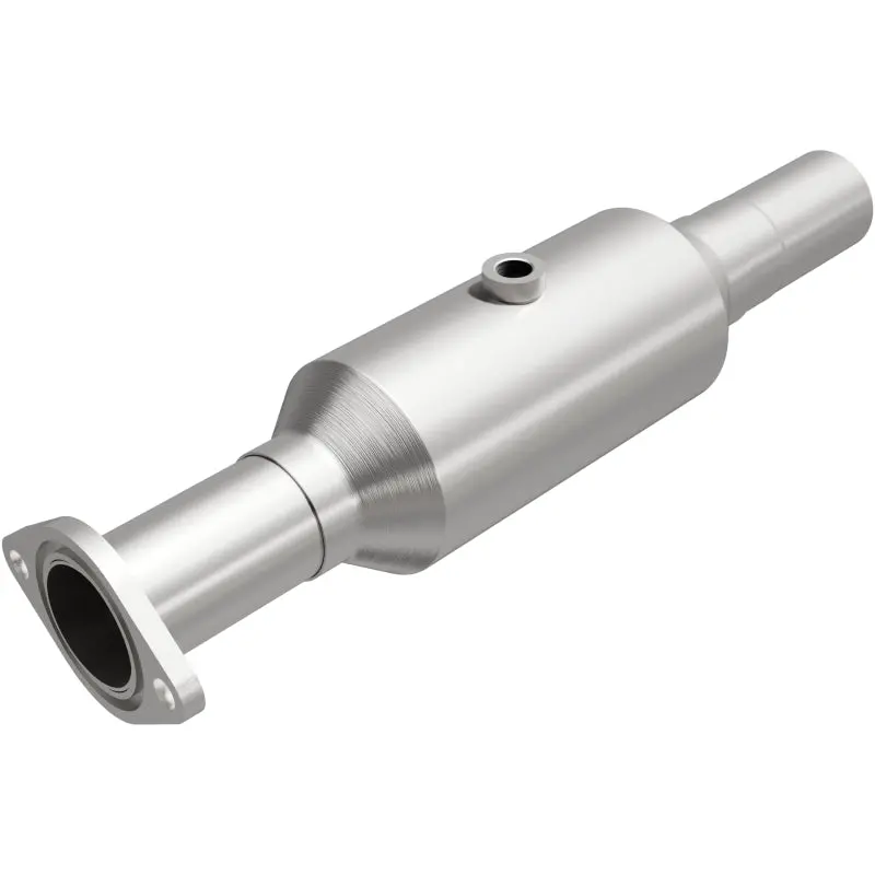 Magnaflow 10-12 Ford Fusion 2.5L Direct Fit Converter 1