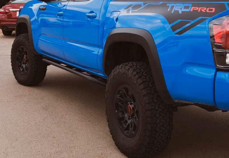 Cali Raised 05-23 Toyota Tacoma Trail Ed Rock Sliders - Double Cab Short Bed/Kick Out/Pwdrcoat 1